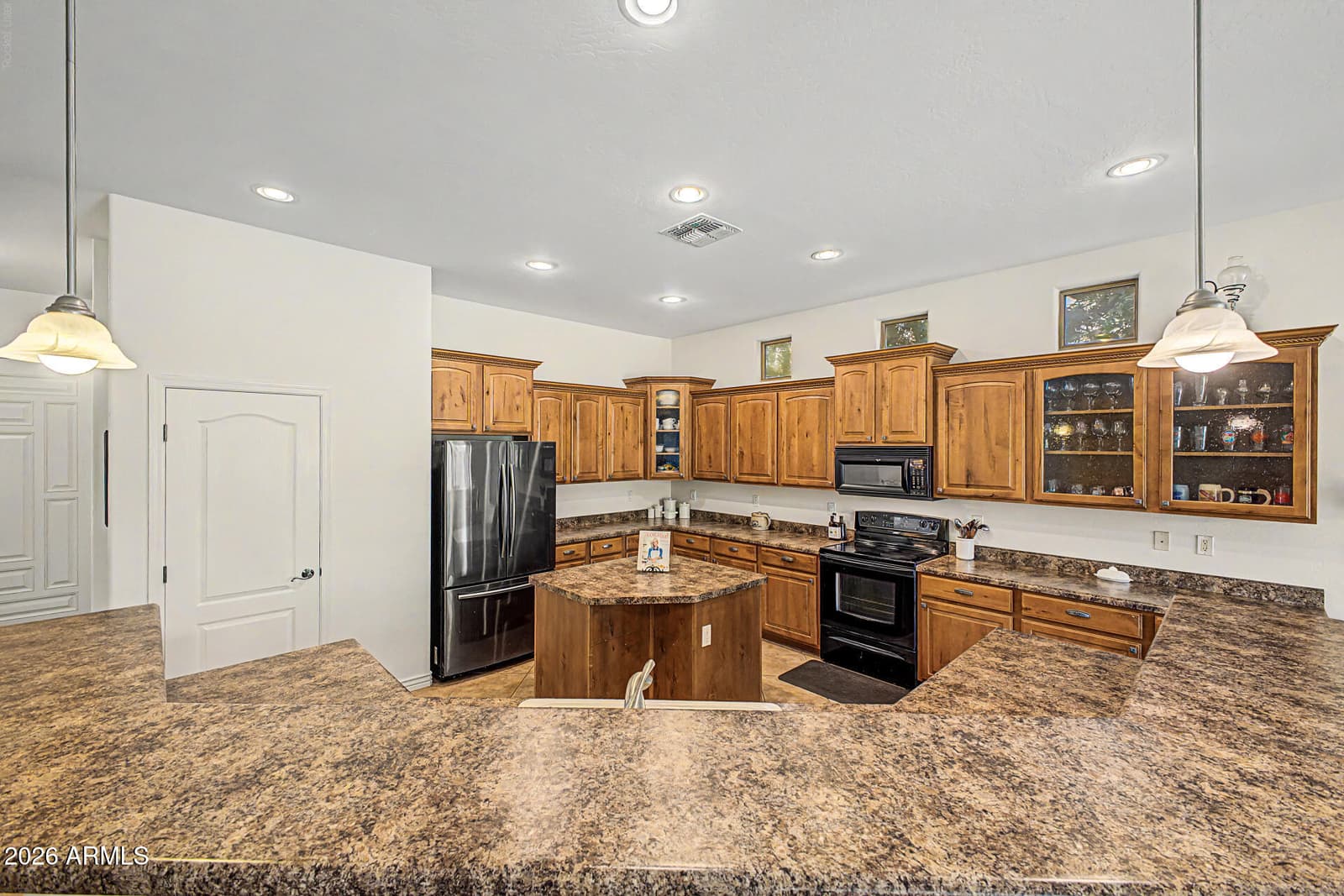 19006 E ARROWHEAD Trail, Queen Creek, AZ 85142 — photo 17 of 51