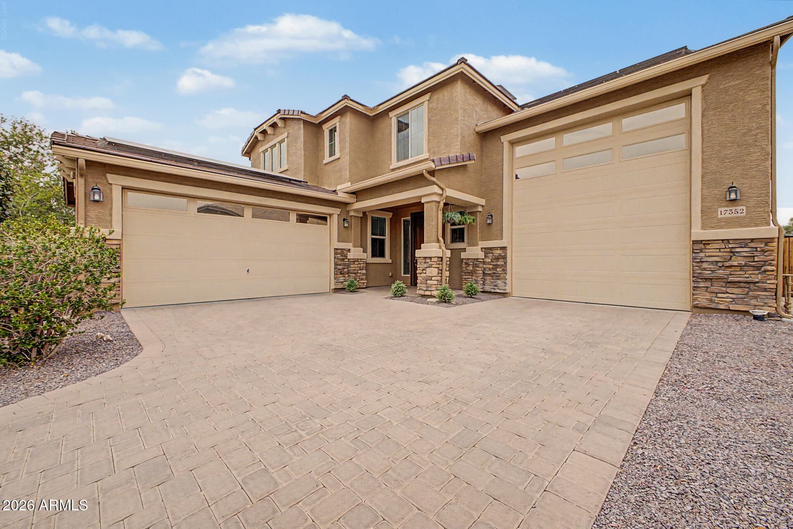 17352 W HEDGEHOG Place, Surprise, AZ 85387 — photo 7 of 61