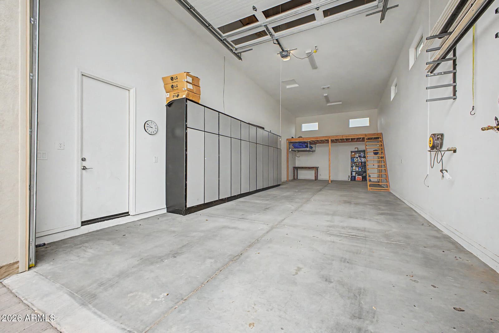 17352 W HEDGEHOG Place, Surprise, AZ 85387 — photo 8 of 61