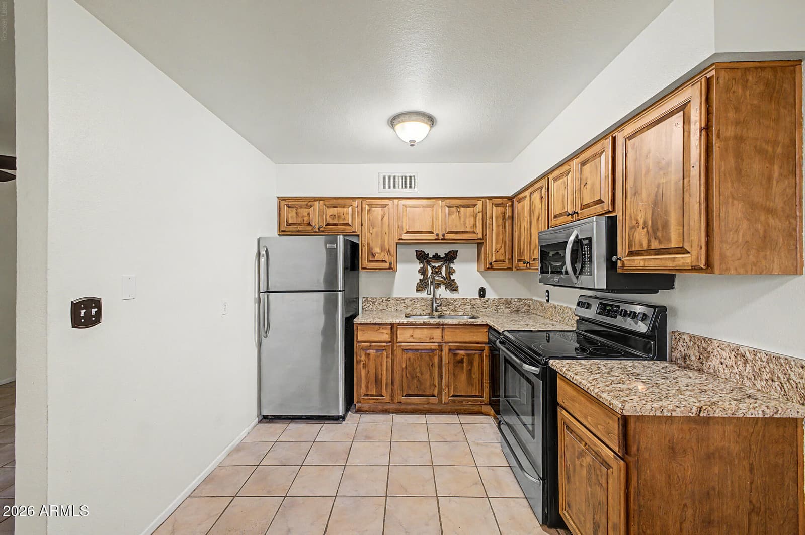 3626 N 37TH Street 11, Phoenix, AZ 85018 — photo 12 of 23