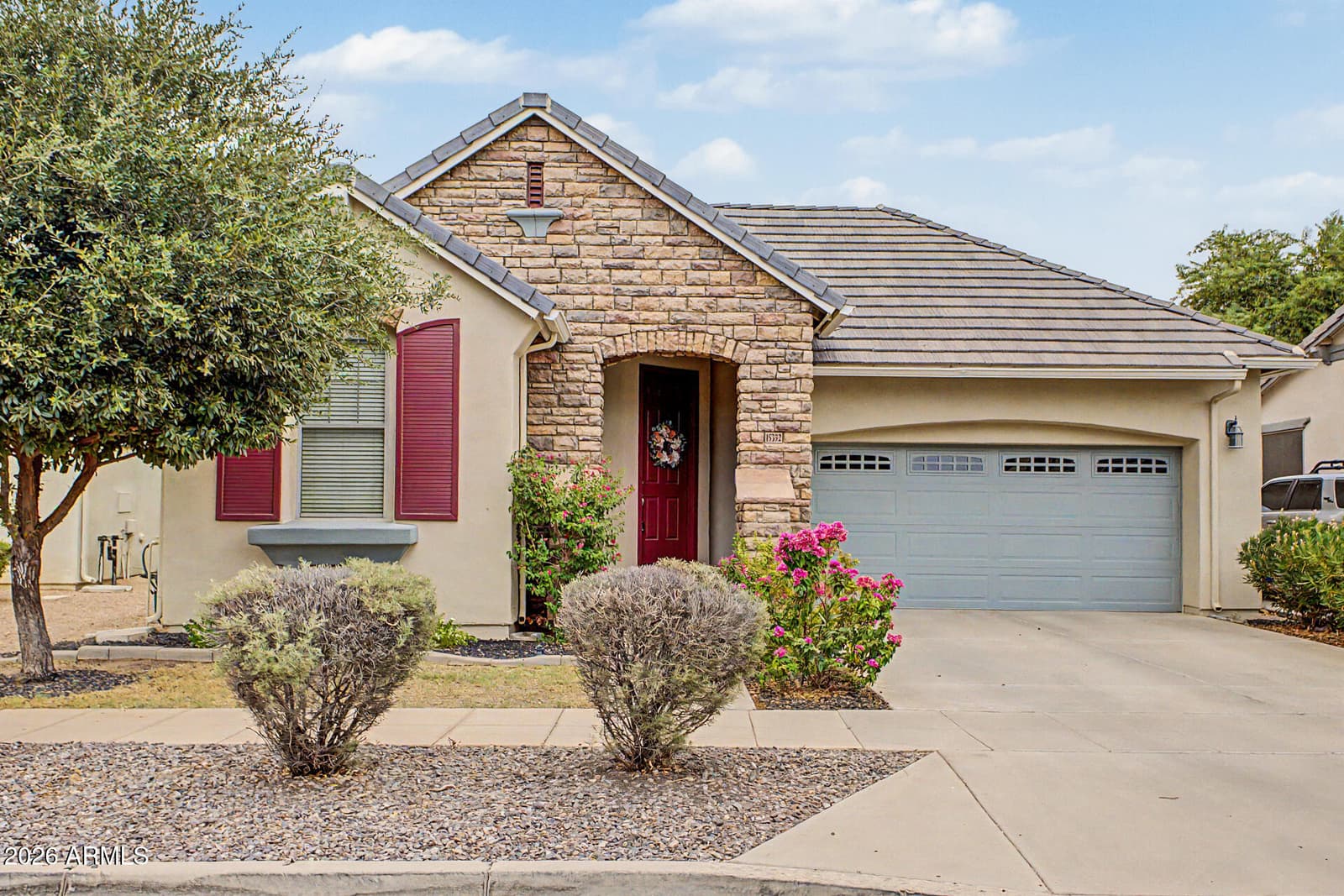 15352 W WETHERSFIELD Road, Surprise, AZ 85379 — photo 4 of 30