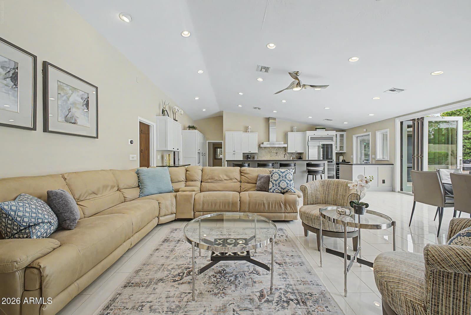 5402 E Laurel Lane, Scottsdale, AZ 85254 — photo 15 of 69