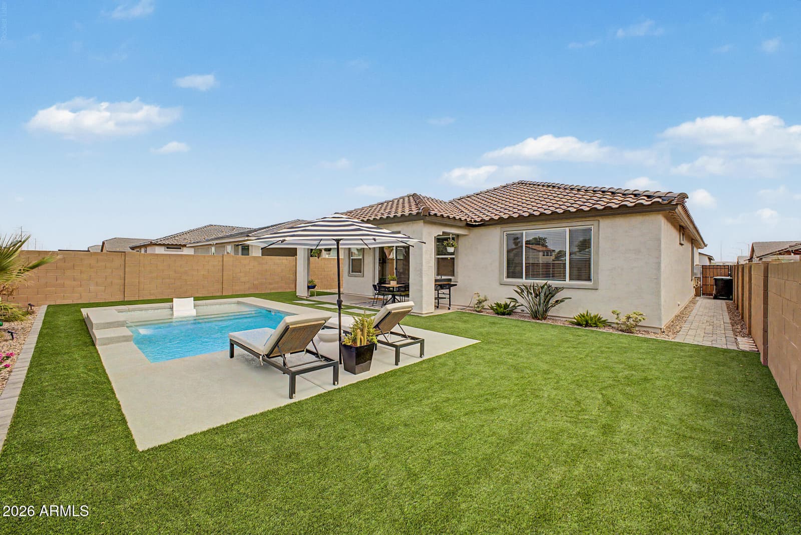 8054 E PALOMA Avenue, Mesa, AZ 85212 — photo 29 of 32