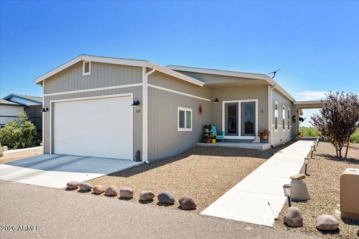 635 Couples Drive, Cottonwood, AZ 86326 — photo 1 of 42