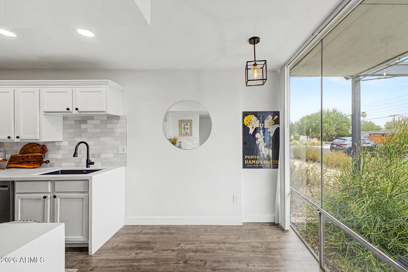 4646 N 11TH Avenue 104, Phoenix, AZ 85013 — photo 1 of 28