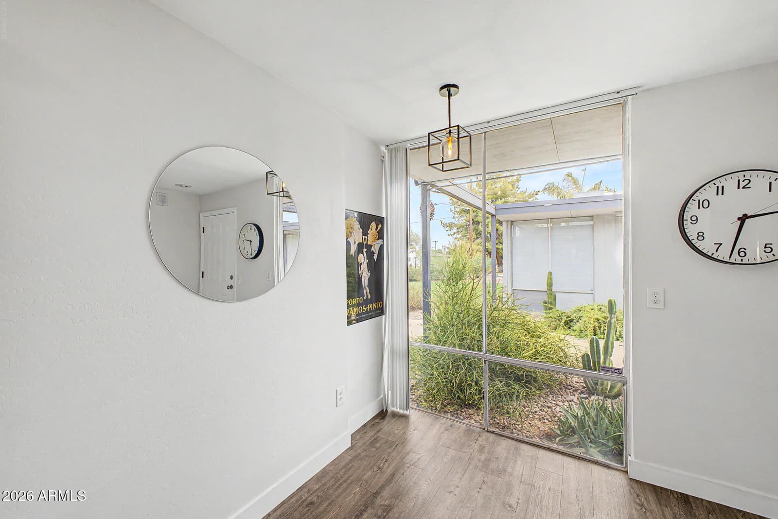 4646 N 11TH Avenue 104, Phoenix, AZ 85013 — photo 7 of 28