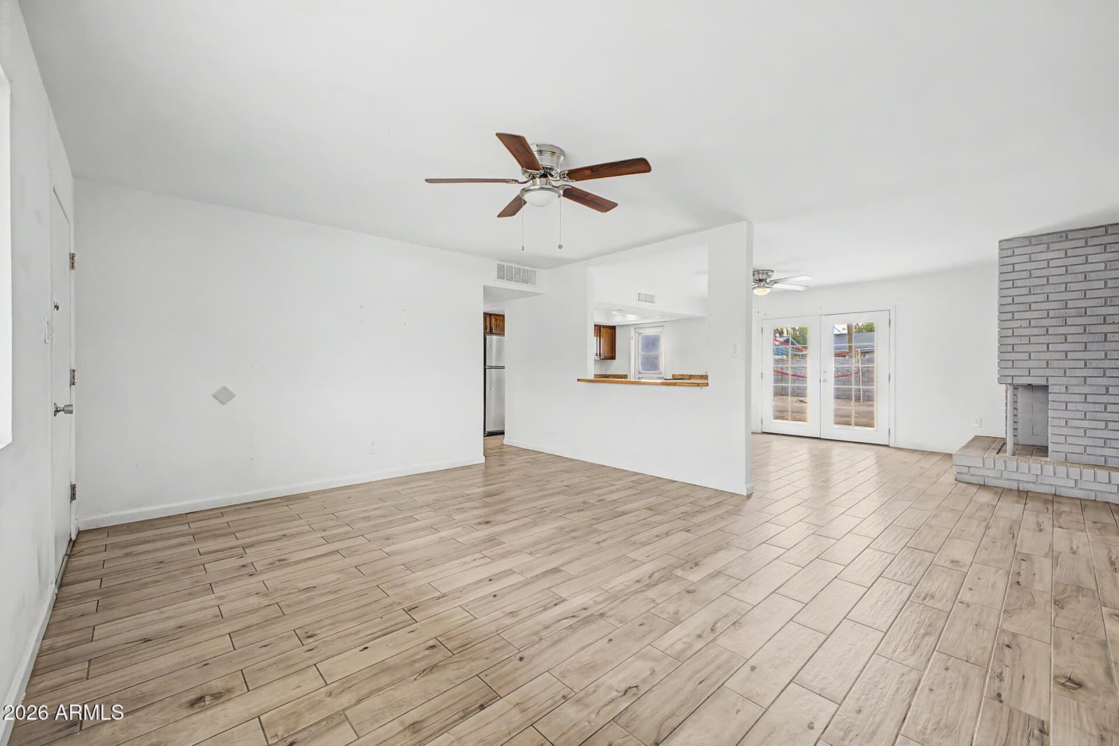 15 E Alameda Drive, Tempe, AZ 85282 — photo 3 of 13