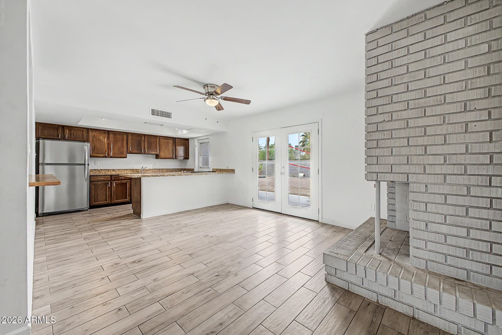 15 E Alameda Drive, Tempe, AZ 85282 — photo 4 of 13