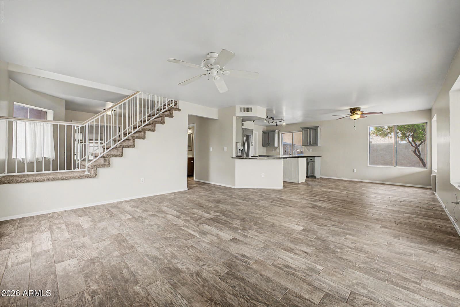 2712 S SAWYER Circle, Mesa, AZ 85209 — photo 5 of 60