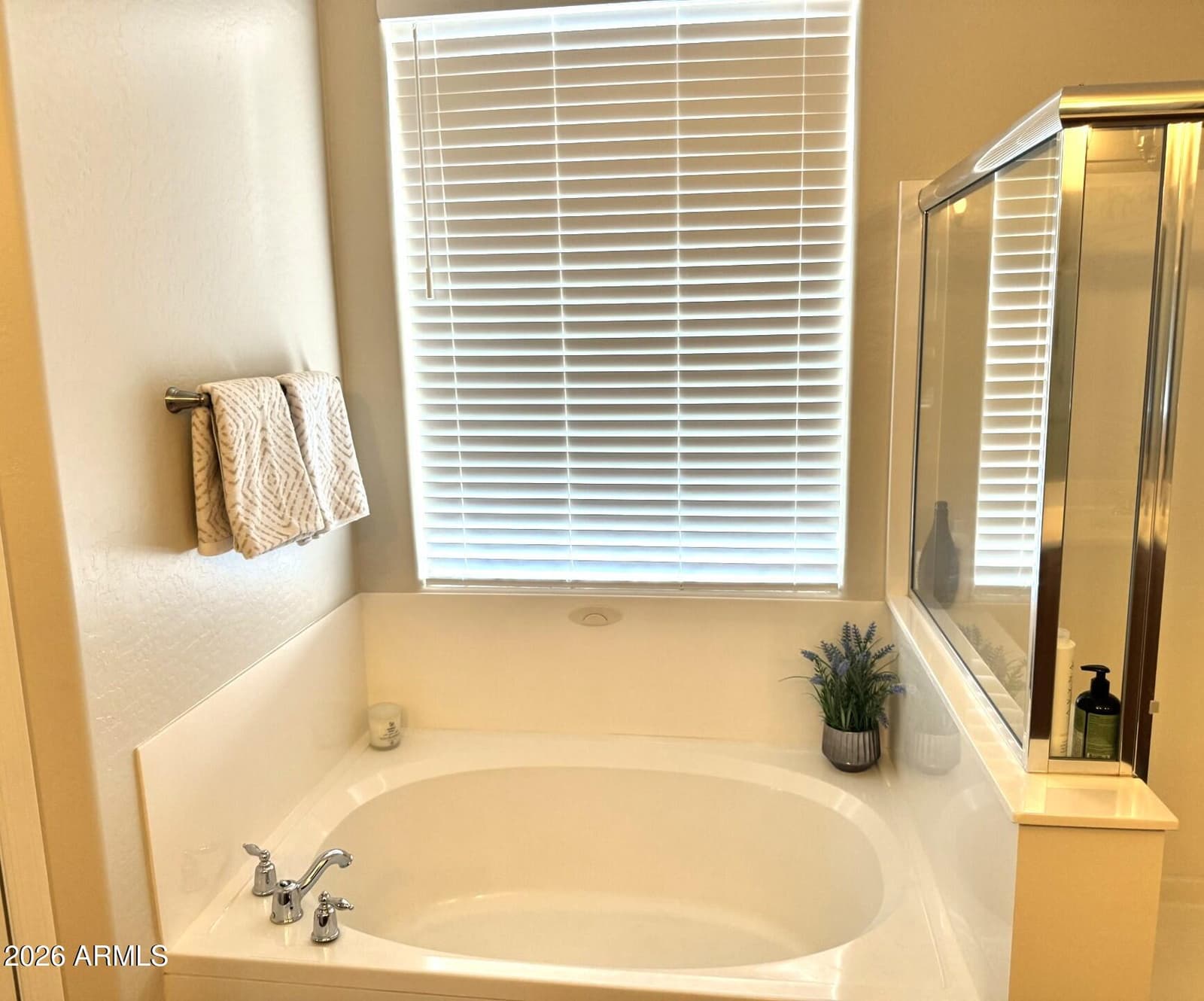 329 W CARIBBEAN Drive, Casa Grande, AZ 85122 — photo 22 of 27