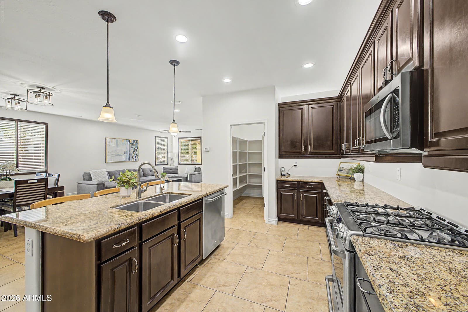 7927 S Boxelder Street, Gilbert, AZ 85298 — photo 5 of 75