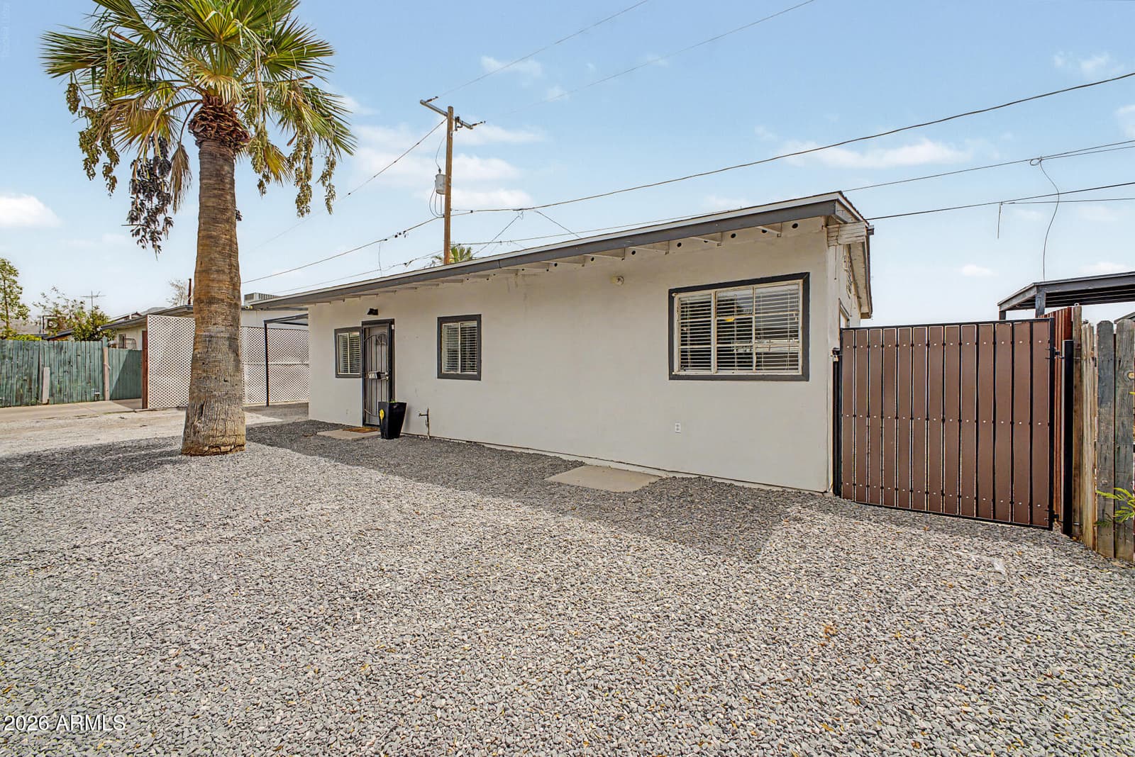 723 E SUNNYSLOPE Lane, Phoenix, AZ 85020 — photo 2 of 24
