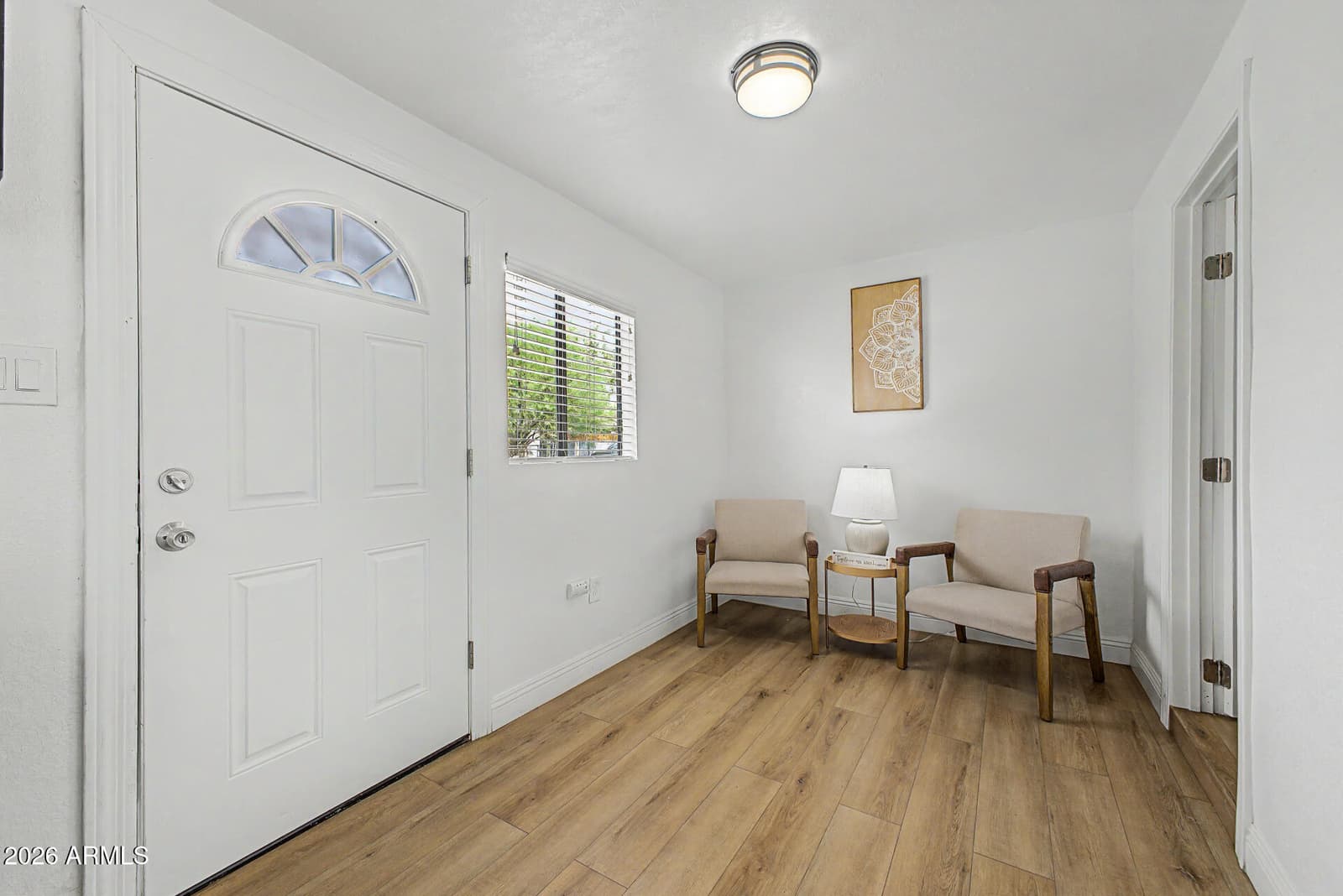 723 E SUNNYSLOPE Lane, Phoenix, AZ 85020 — photo 3 of 24