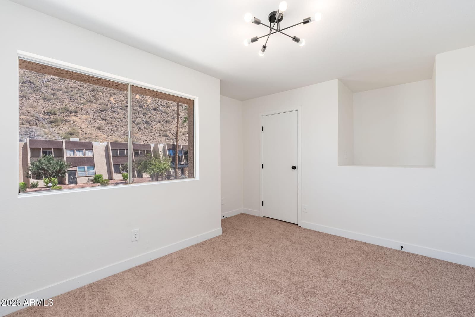 1601 W Sunnyside Drive 121, Phoenix, AZ 85029 — photo 22 of 36