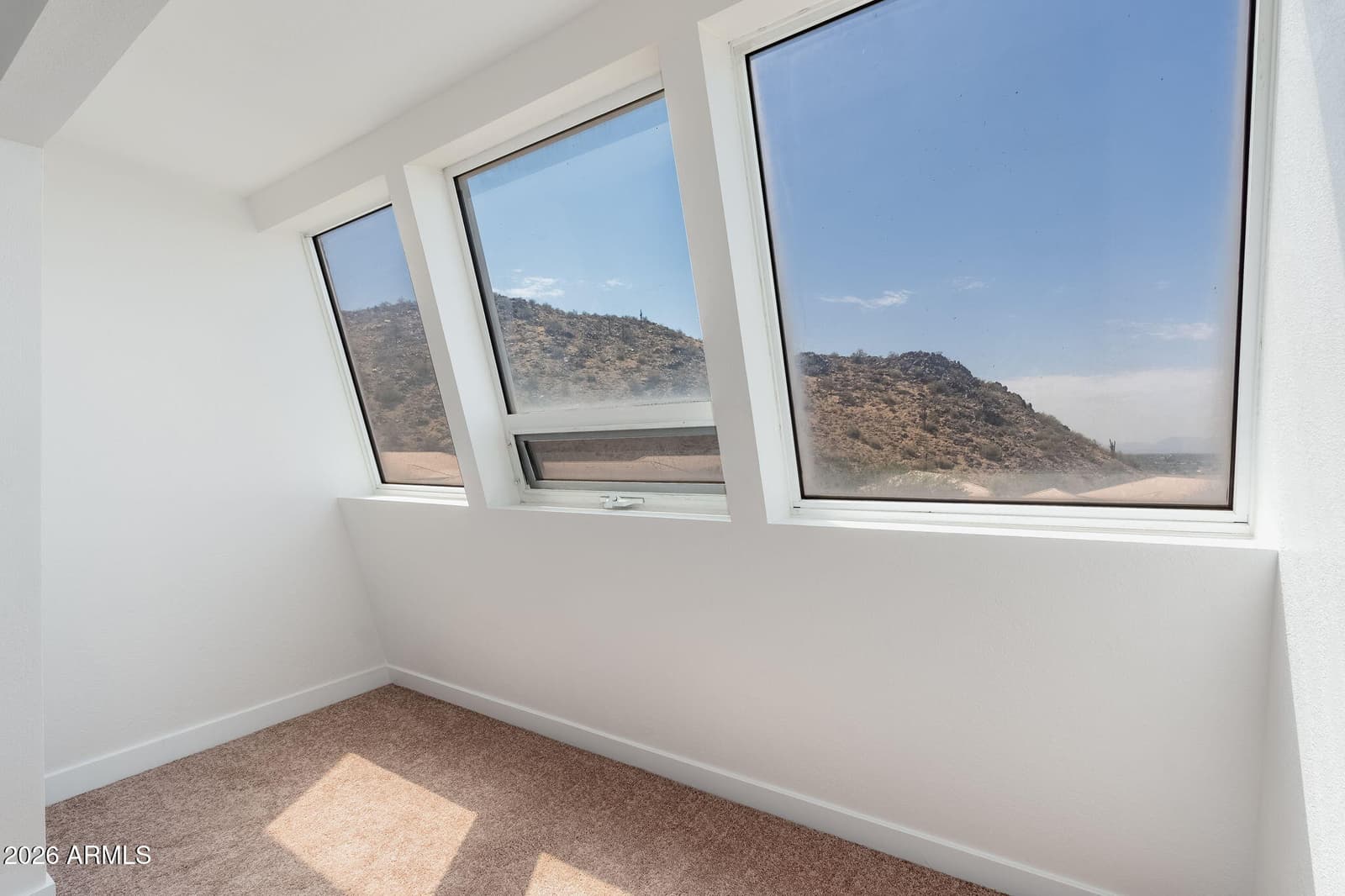 1601 W Sunnyside Drive 121, Phoenix, AZ 85029 — photo 32 of 36