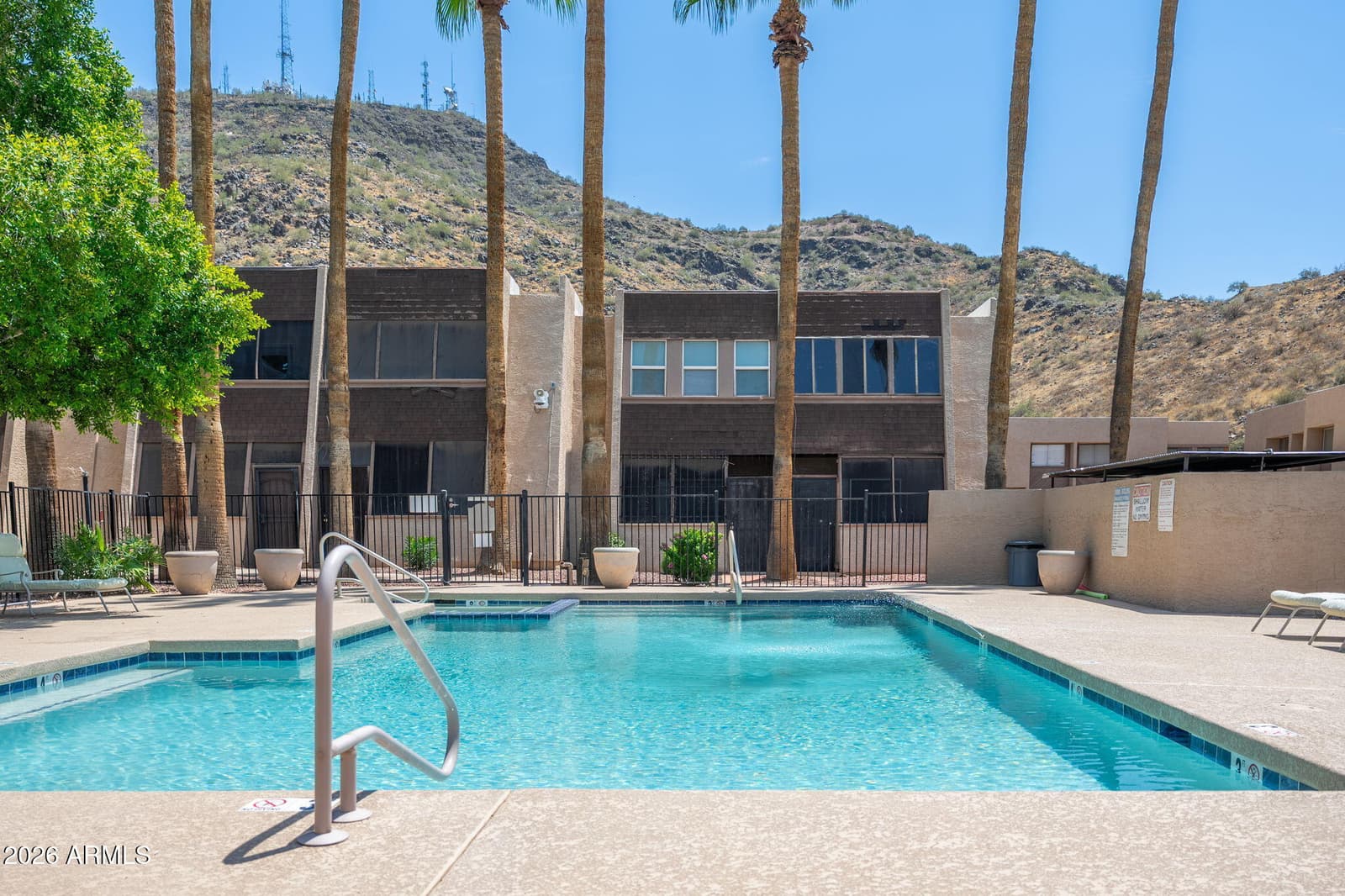 1601 W Sunnyside Drive 121, Phoenix, AZ 85029 — photo 34 of 36