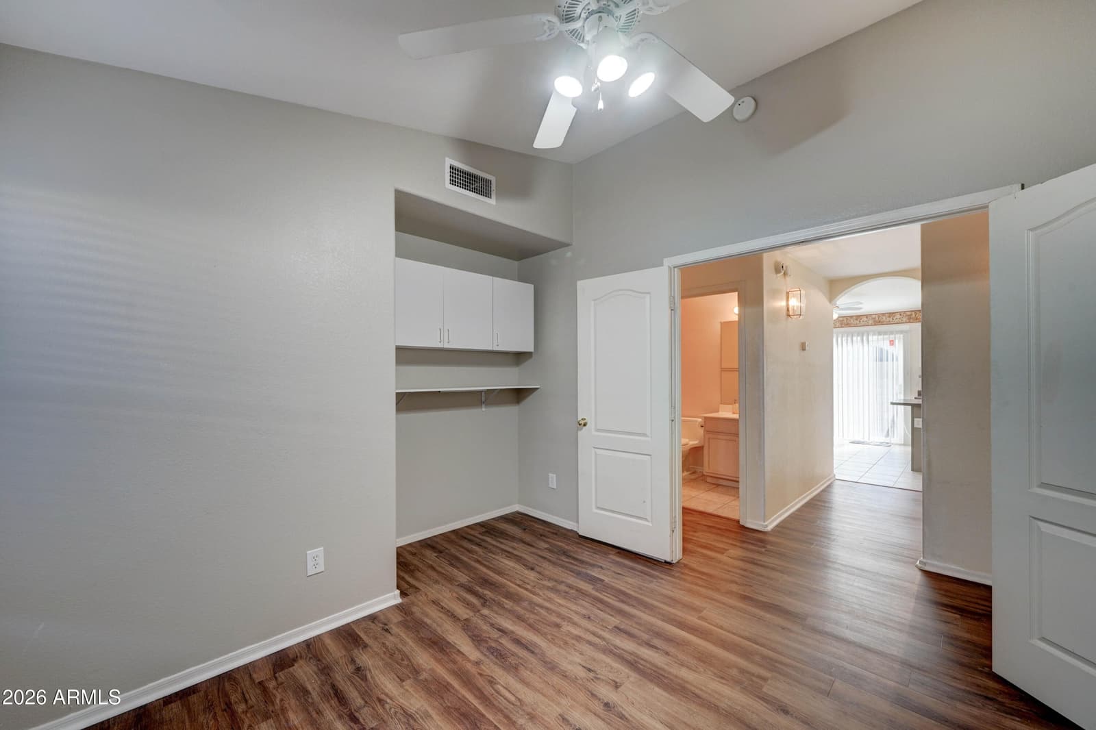 9504 E POSADA Avenue, Mesa, AZ 85212 — photo 13 of 32
