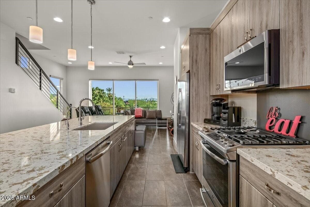 1717 E MORTEN Avenue 64, Phoenix, AZ 85020 — photo 19 of 54