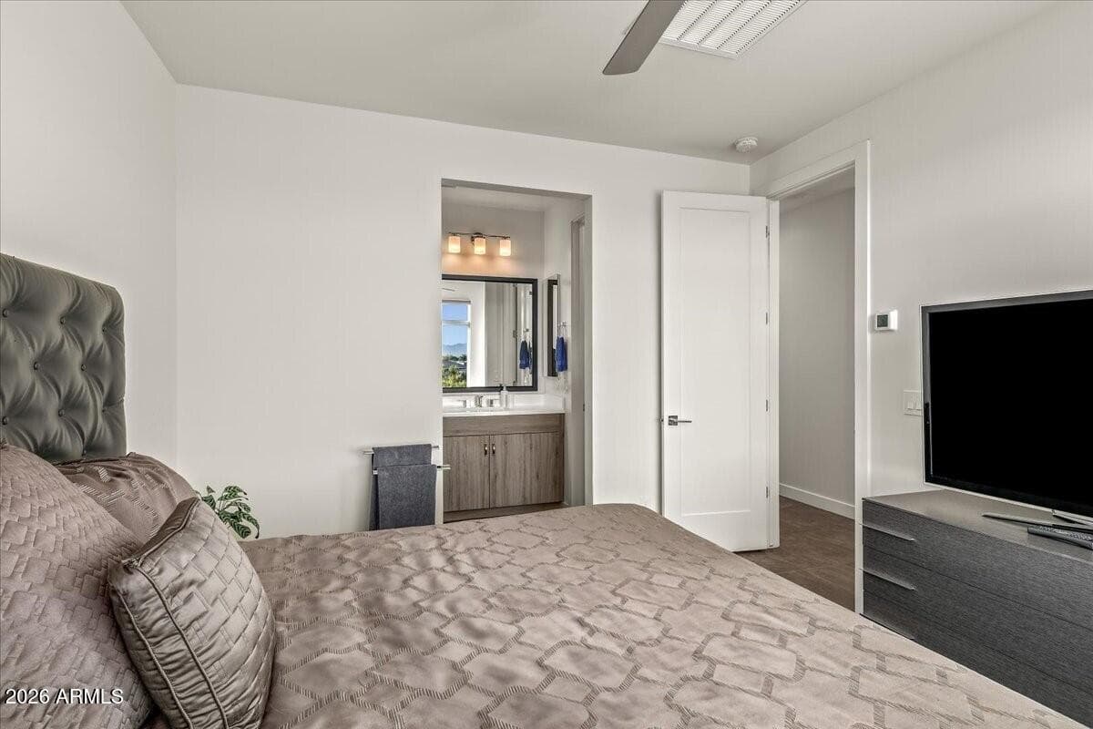 1717 E MORTEN Avenue 64, Phoenix, AZ 85020 — photo 32 of 54