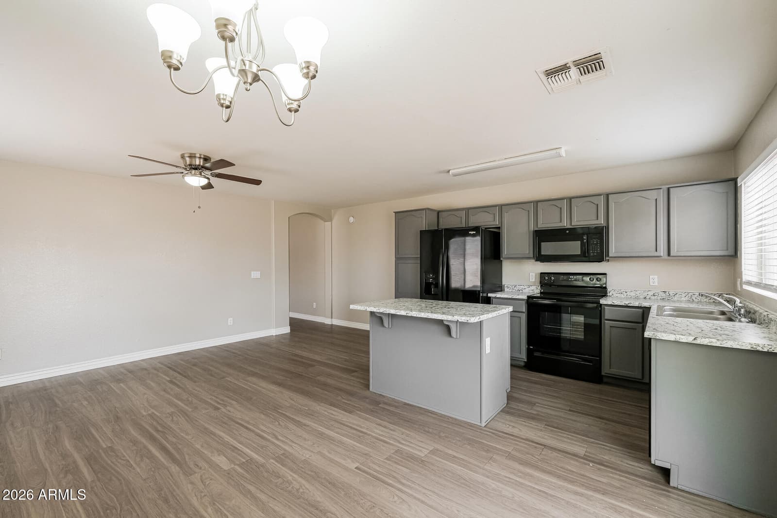 8152 N 88TH Lane, Peoria, AZ 85345 — photo 6 of 21
