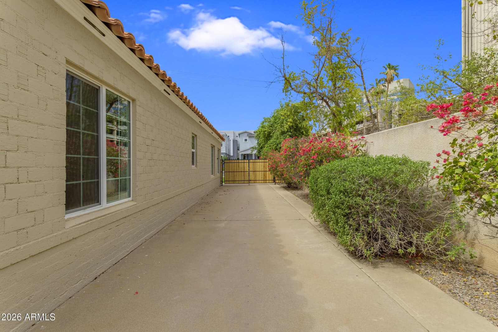37 W VIRGINIA Avenue, Phoenix, AZ 85003 — photo 44 of 57