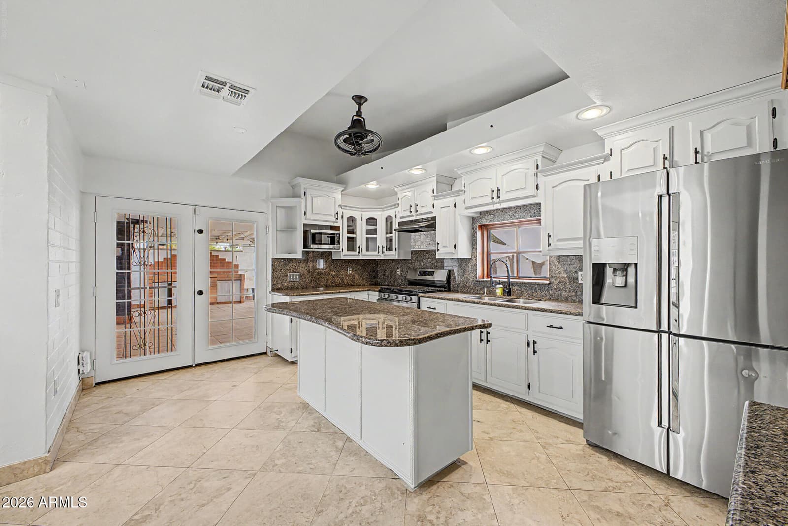 1707 W WAYLAND Drive, Phoenix, AZ 85041 — photo 13 of 35