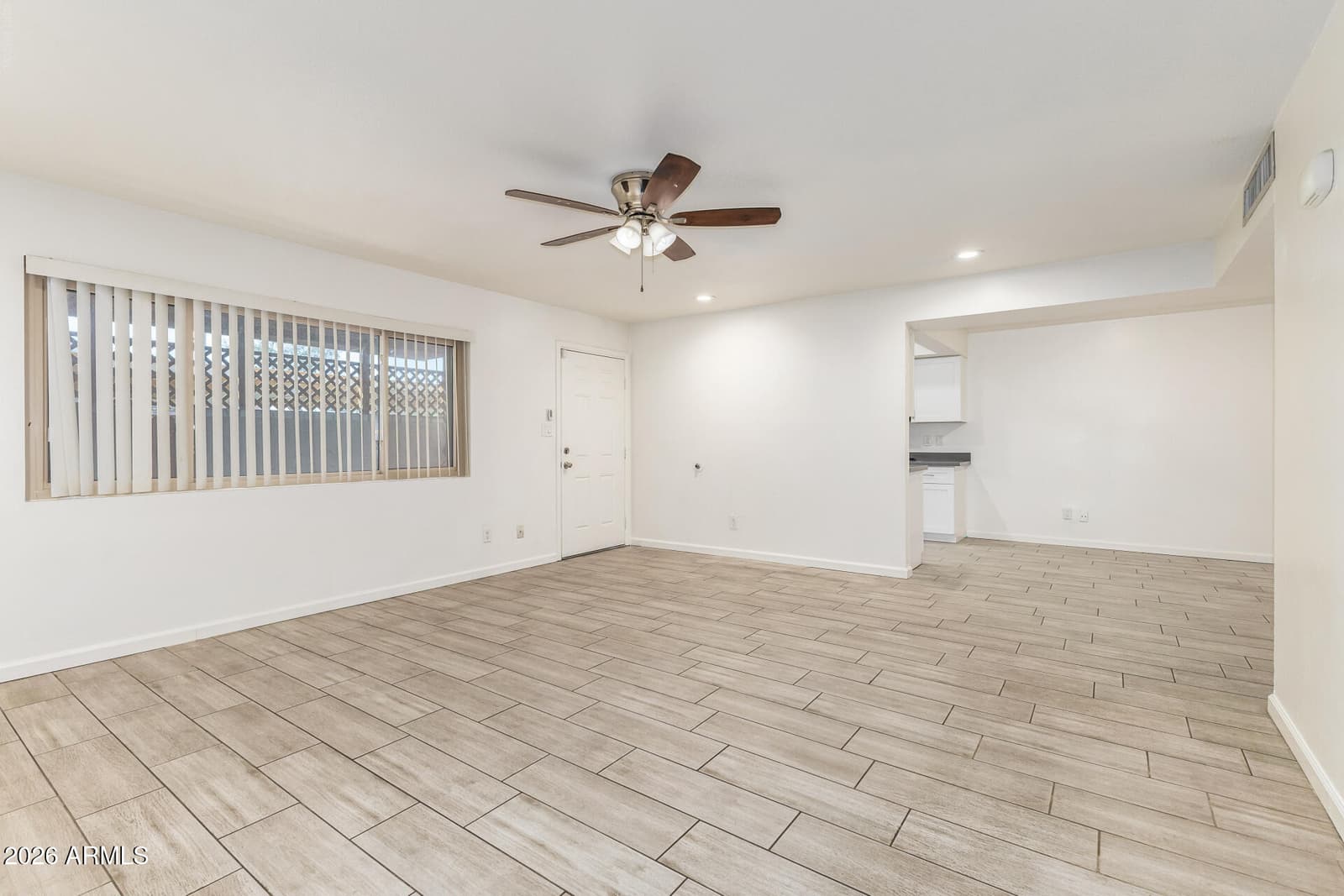 5966 W AUGUSTA Avenue, Glendale, AZ 85301 — photo 4 of 21
