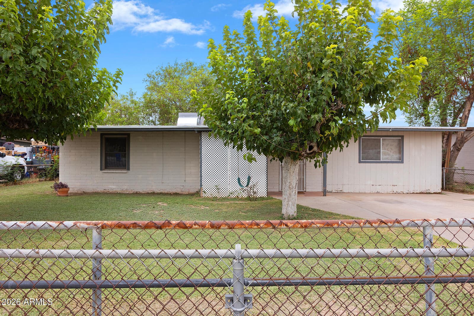1620 W ROESER Road, Phoenix, AZ 85041 — photo 3 of 40