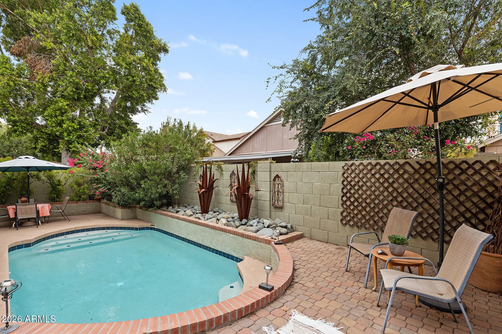422 E KERRY Lane, Phoenix, AZ 85024 — photo 67 of 68