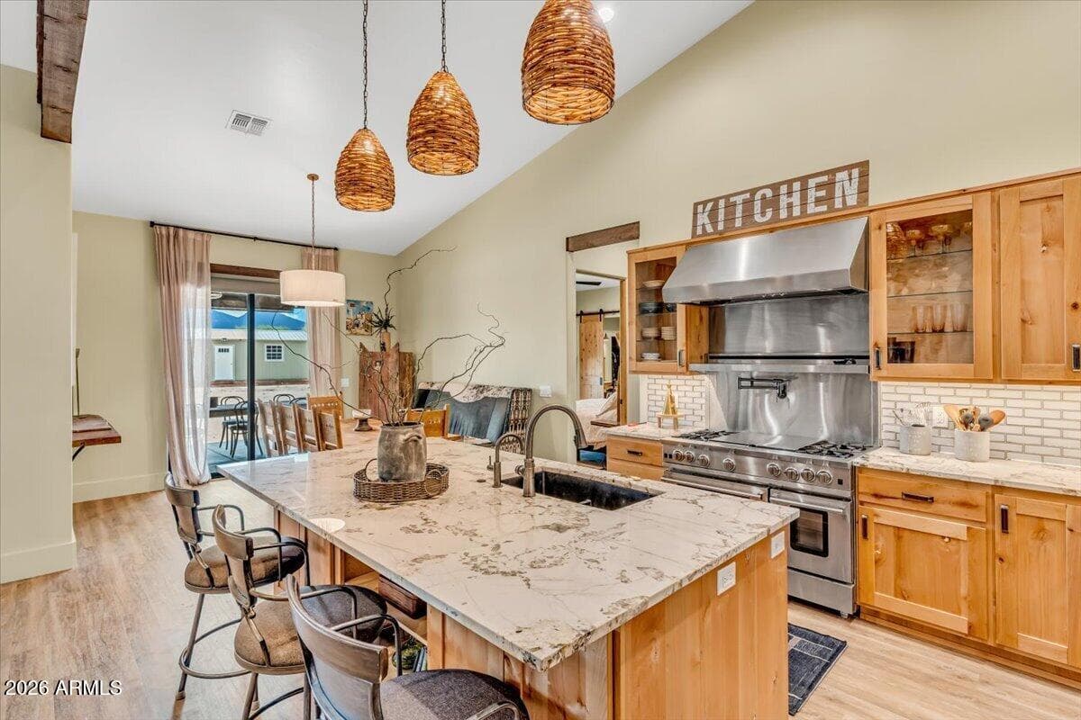1564 S FLORES Lane, Benson, AZ 85602 — photo 18 of 50