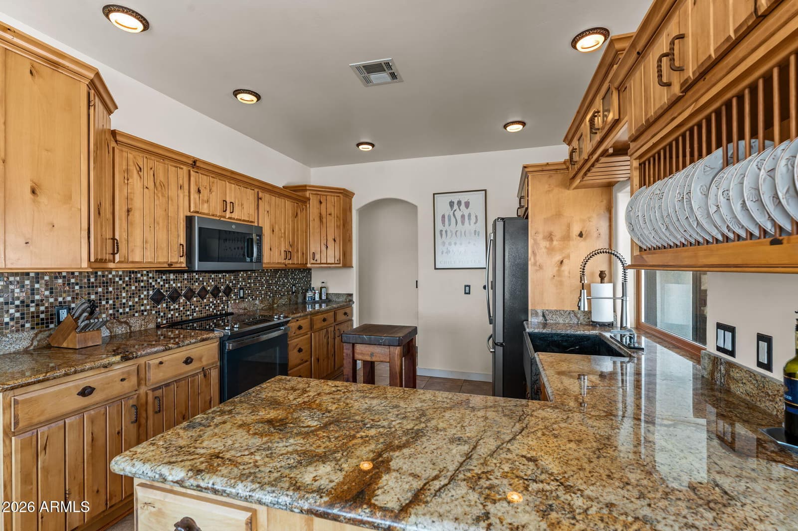 610 S JACKSON Street S, Wickenburg, AZ 85390 — photo 13 of 42