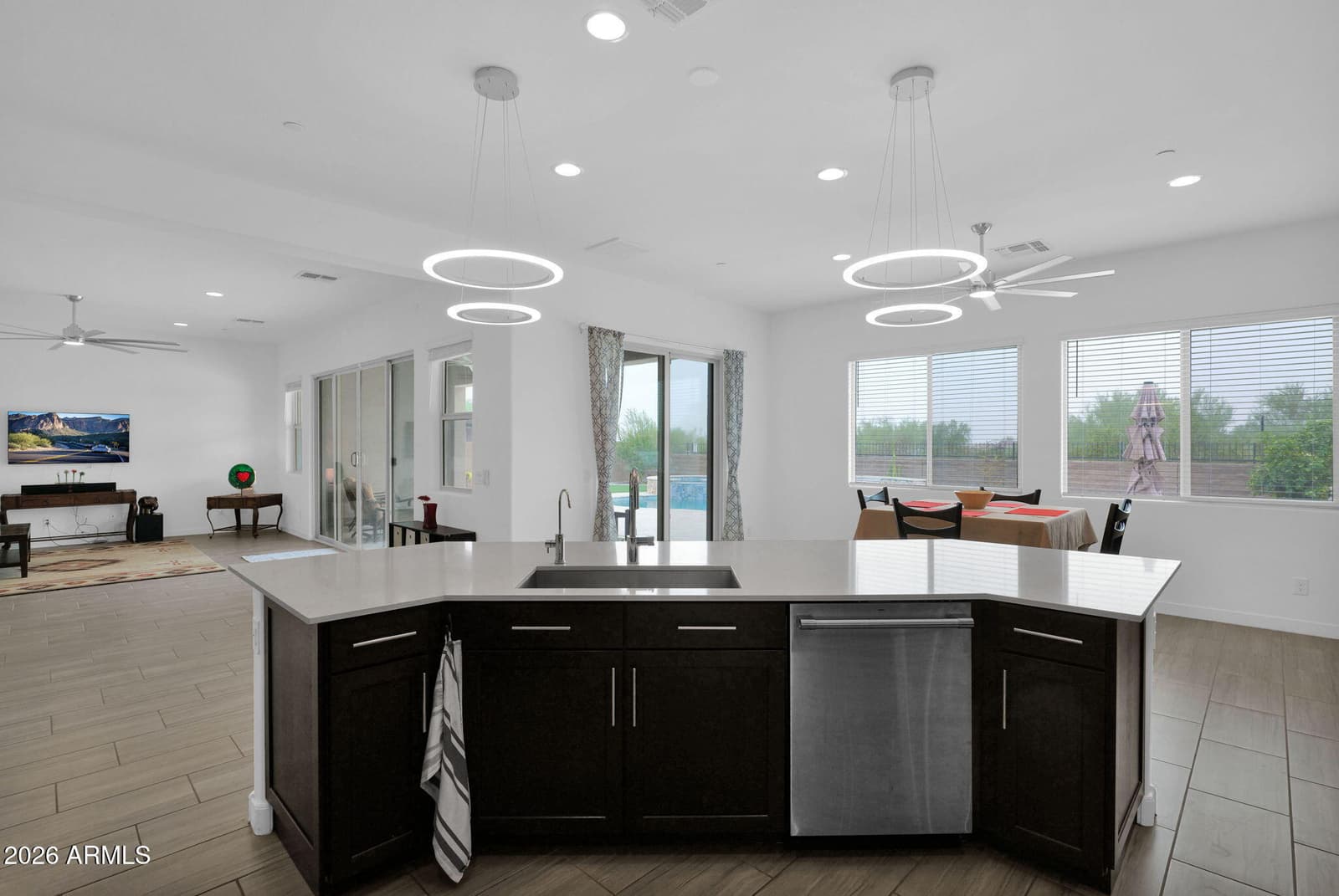 12639 W Oyer Lane, Peoria, AZ 85383 — photo 11 of 54