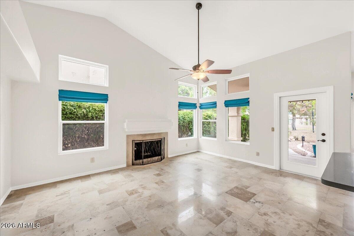 724 N ASH Drive, Chandler, AZ 85224 — photo 4 of 54