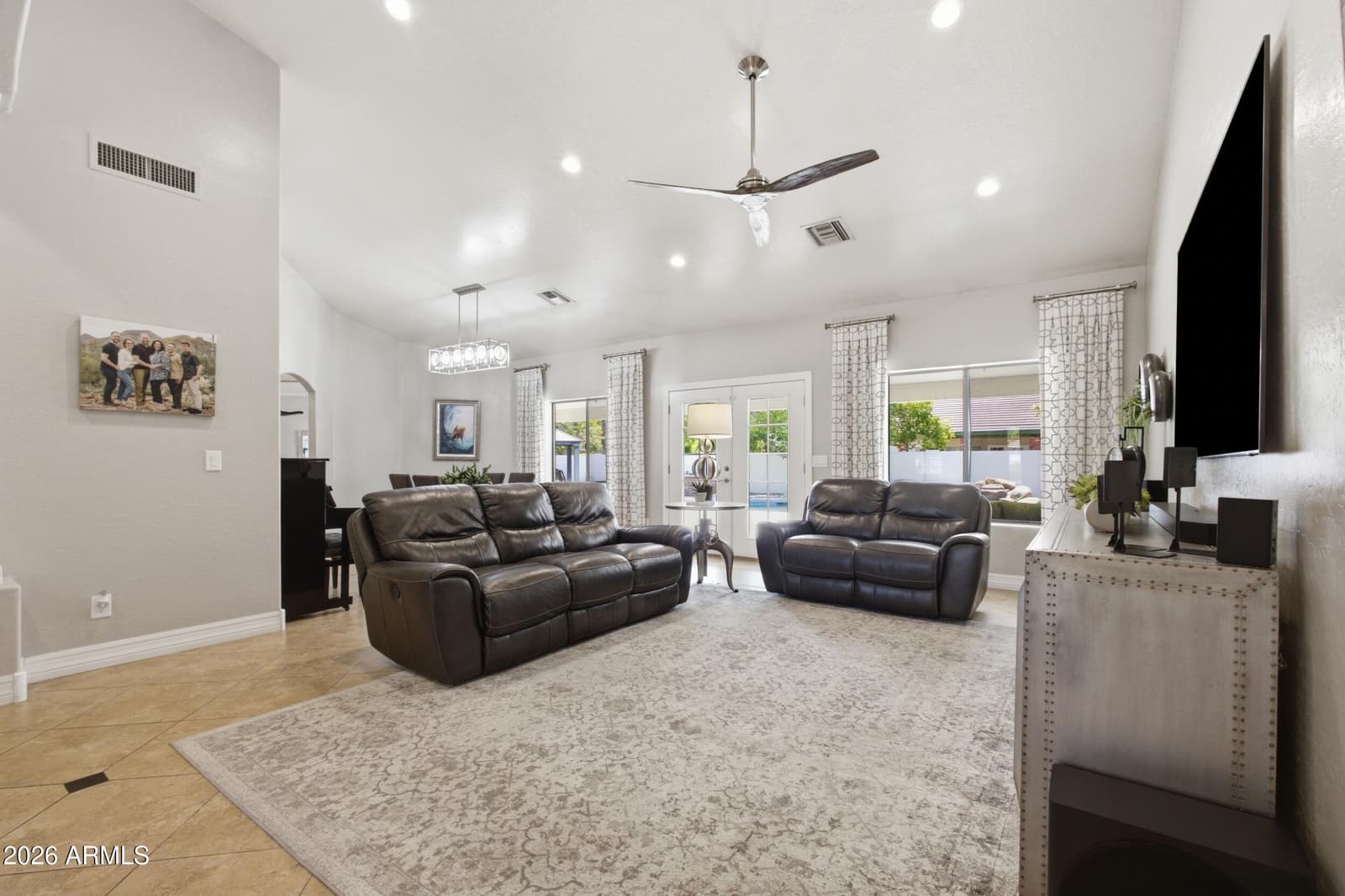 4451 E DESERT Lane, Gilbert, AZ 85234 — photo 13 of 68