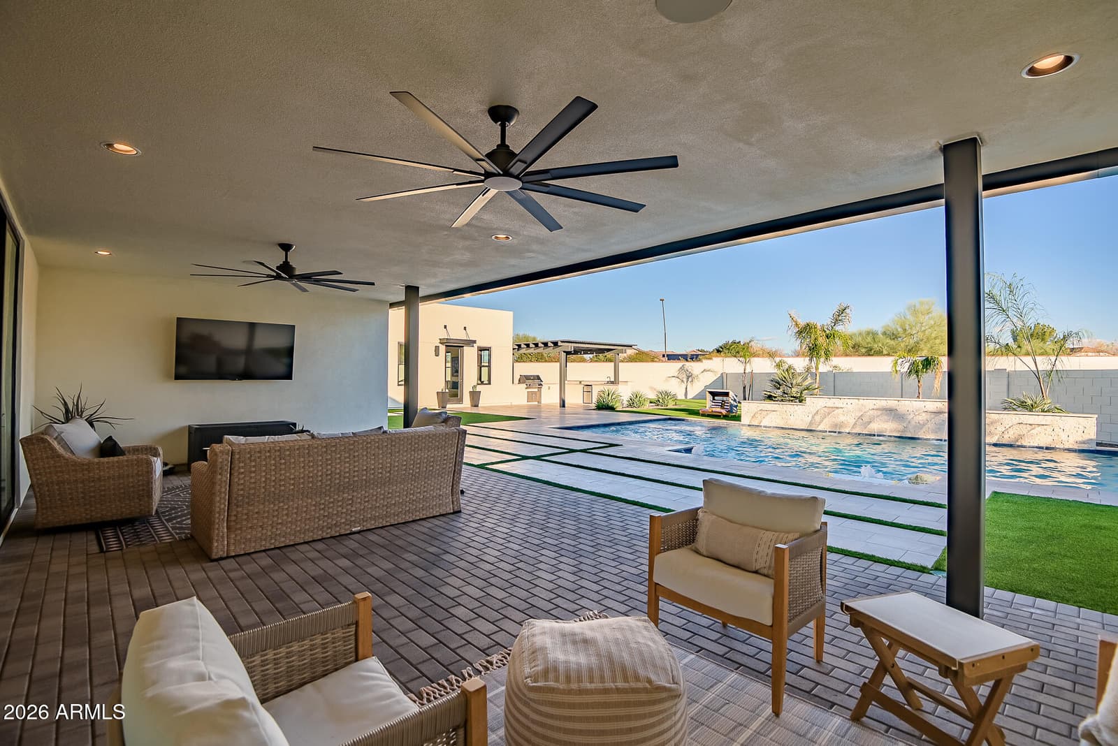 3964 E PENEDES Drive, Gilbert, AZ 85298 — photo 58 of 101