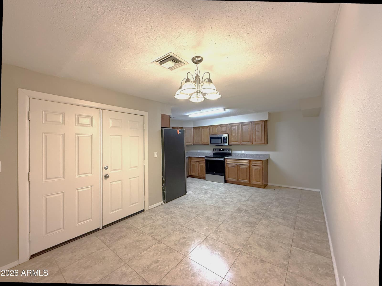 2713 E JUNIPER Avenue, Phoenix, AZ 85032 — photo 5 of 11