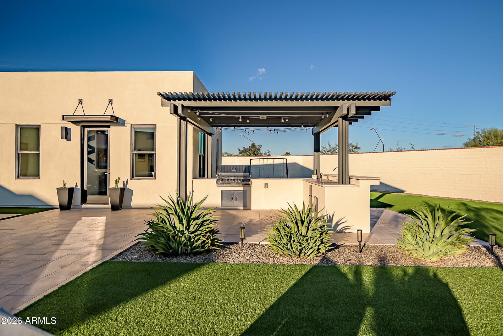 3964 E PENEDES Drive, Gilbert, AZ 85298 — photo 97 of 101