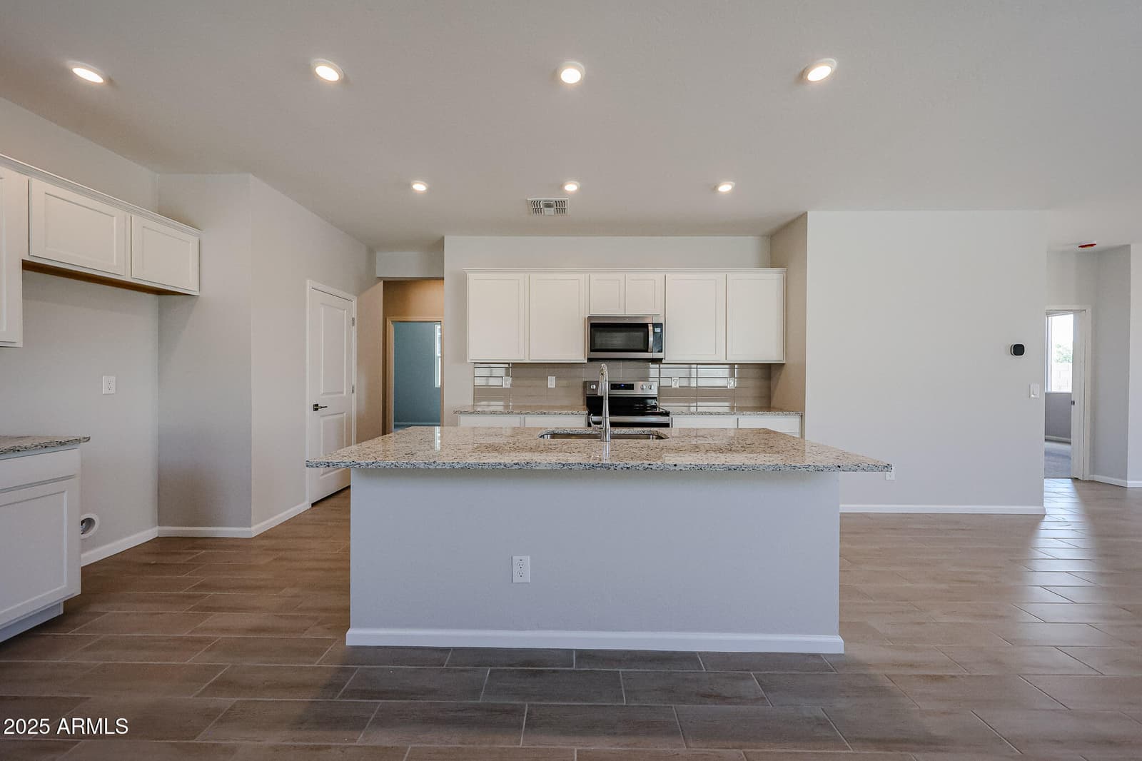 18267 W CALLE LEJOS, Surprise, AZ 85387 — photo 3 of 27