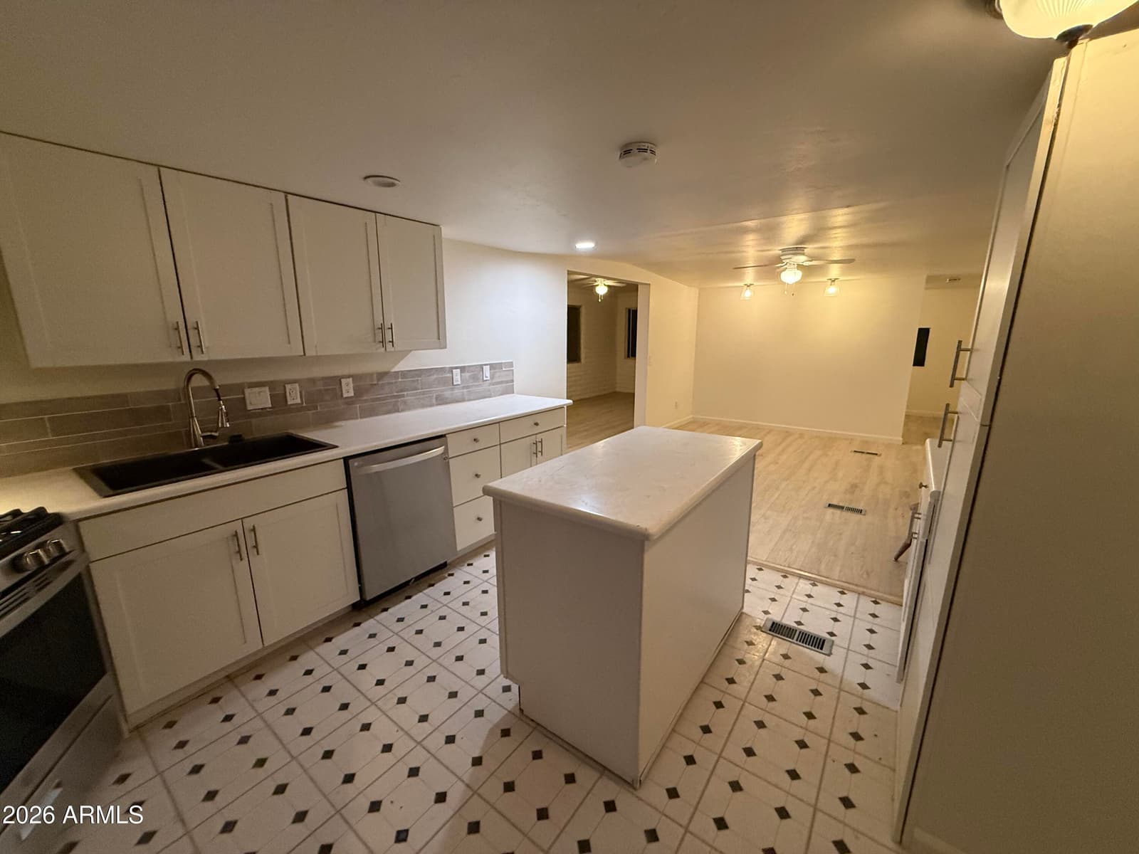 10219 E MANZANITA Trail, Dewey, AZ 86327 — photo 12 of 33