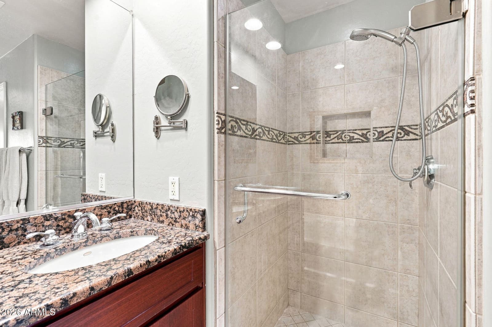 17 W VERNON Avenue 515, Phoenix, AZ 85003 — photo 17 of 39