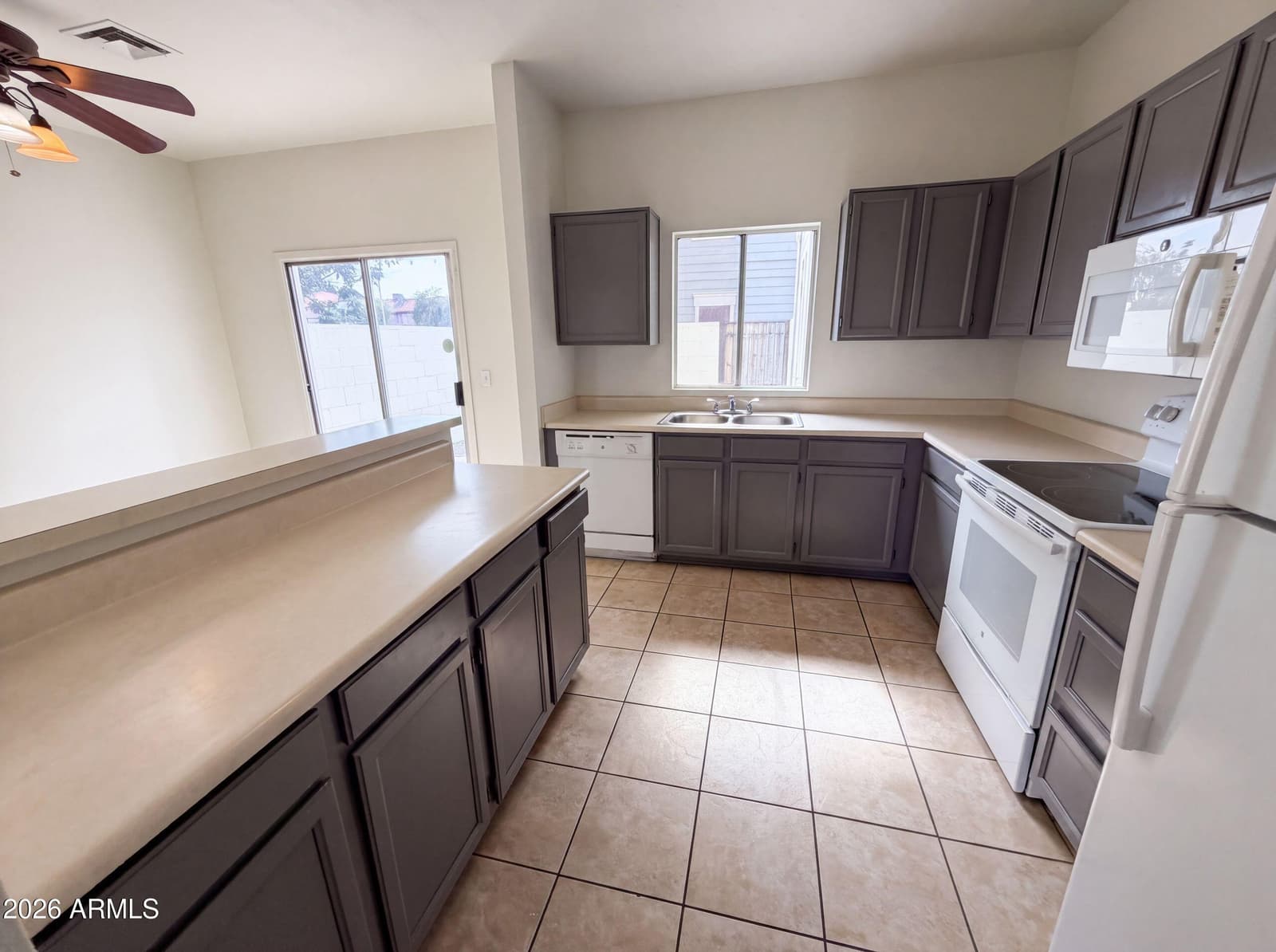 1601 N SABA Street 273, Chandler, AZ 85225 — photo 2 of 17