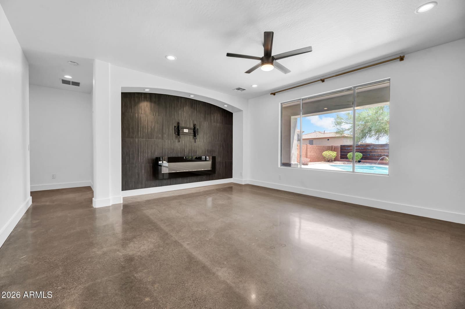 27363 N WHITEHORN Trail, Peoria, AZ 85383 — photo 8 of 44