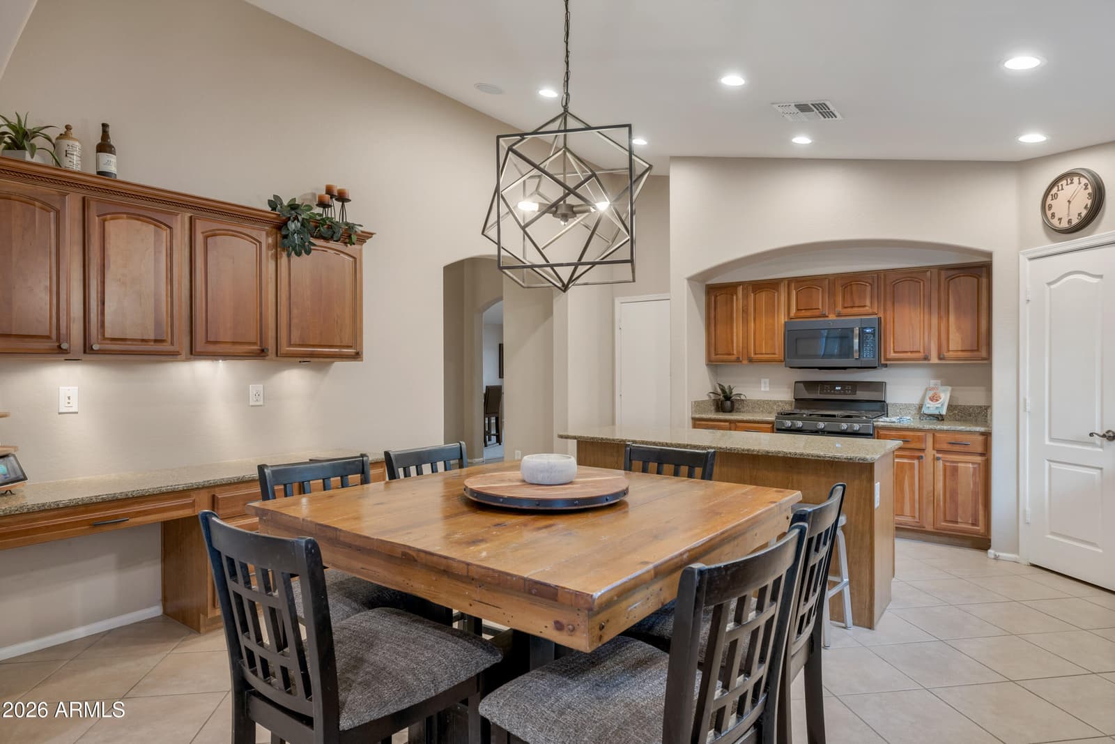2716 E QUIET HOLLOW Lane, Phoenix, AZ 85024 — photo 19 of 41