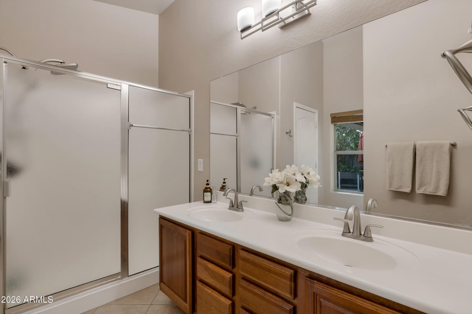 2716 E QUIET HOLLOW Lane, Phoenix, AZ 85024 — photo 30 of 41