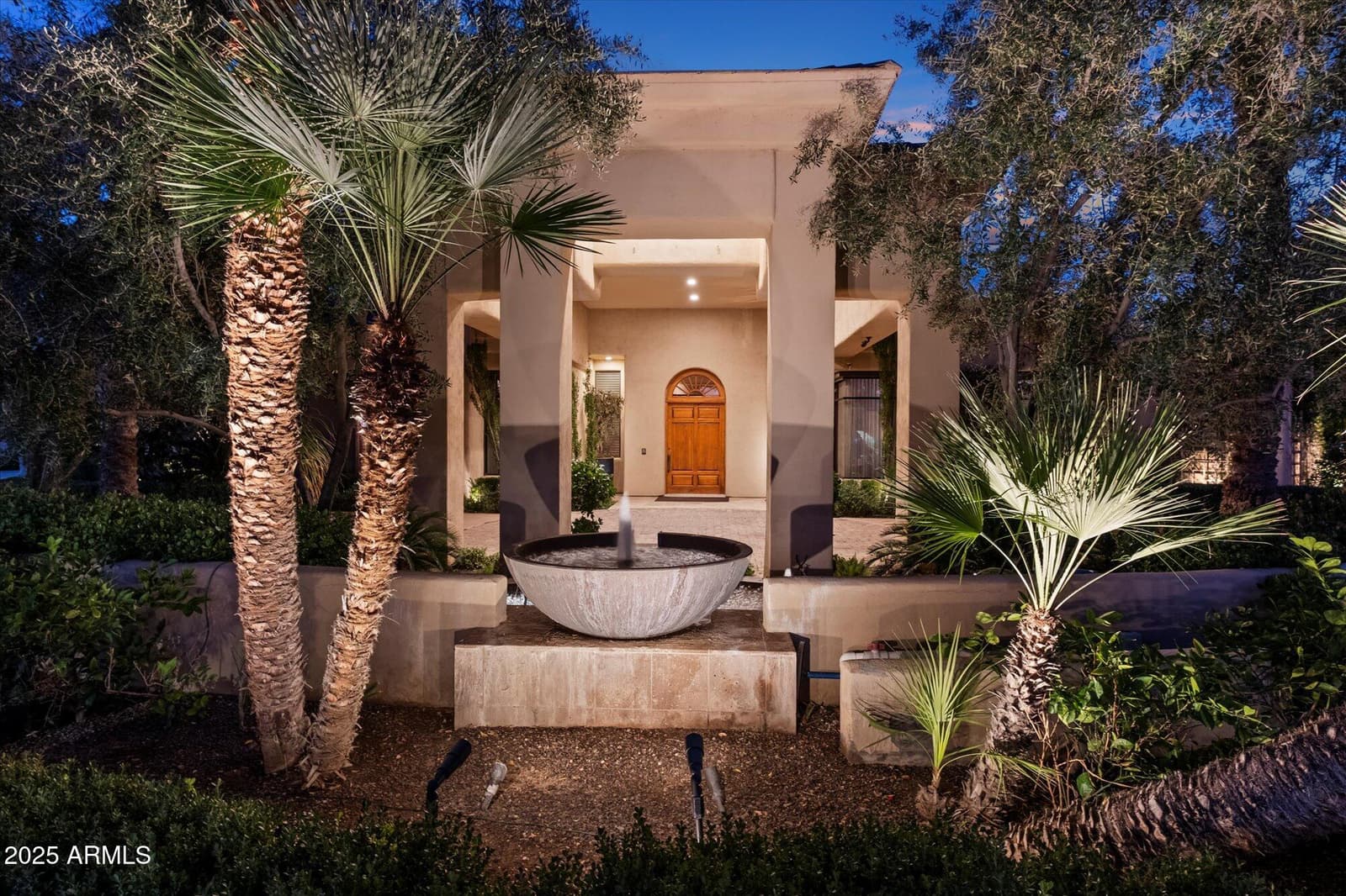 6038 E Sunnyside Drive, Scottsdale, AZ 85254 — photo 4 of 60