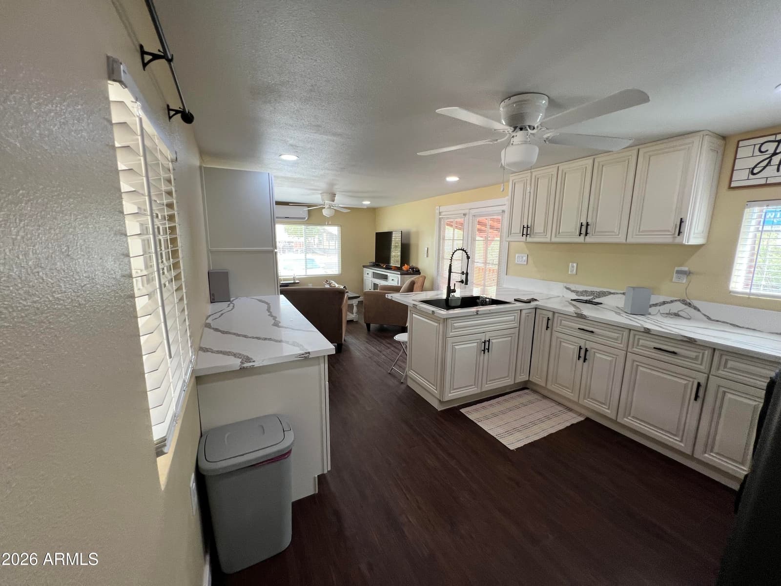 20621 E EMERALD Drive, Black Canyon City, AZ 85324 — photo 11 of 44