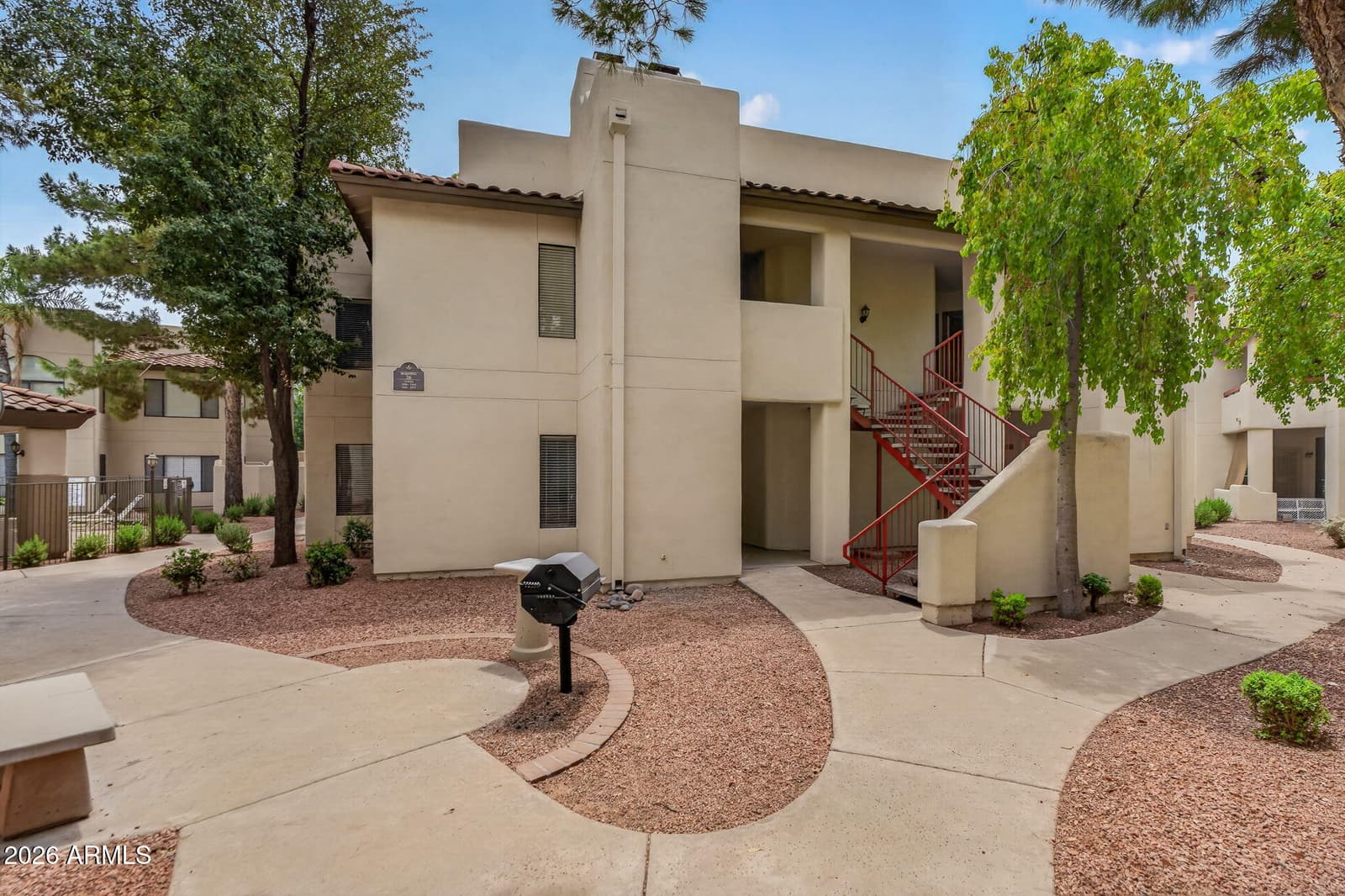 750 E NORTHERN Avenue 2147, Phoenix, AZ 85020 — photo 1 of 32