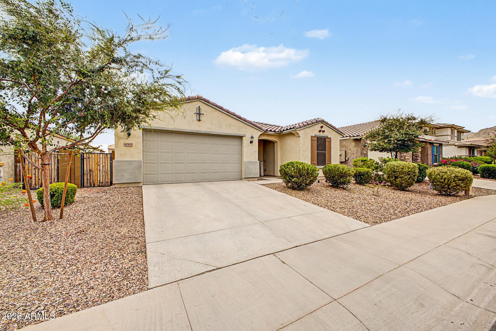 4365 W Pelotazo Way, San Tan Valley, AZ 85144 — photo 5 of 38