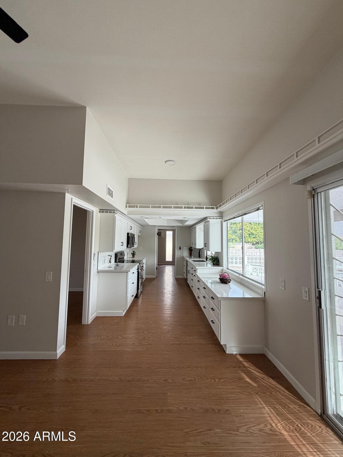 10922 W WELK Drive, Sun City, AZ 85373 — photo 5 of 23