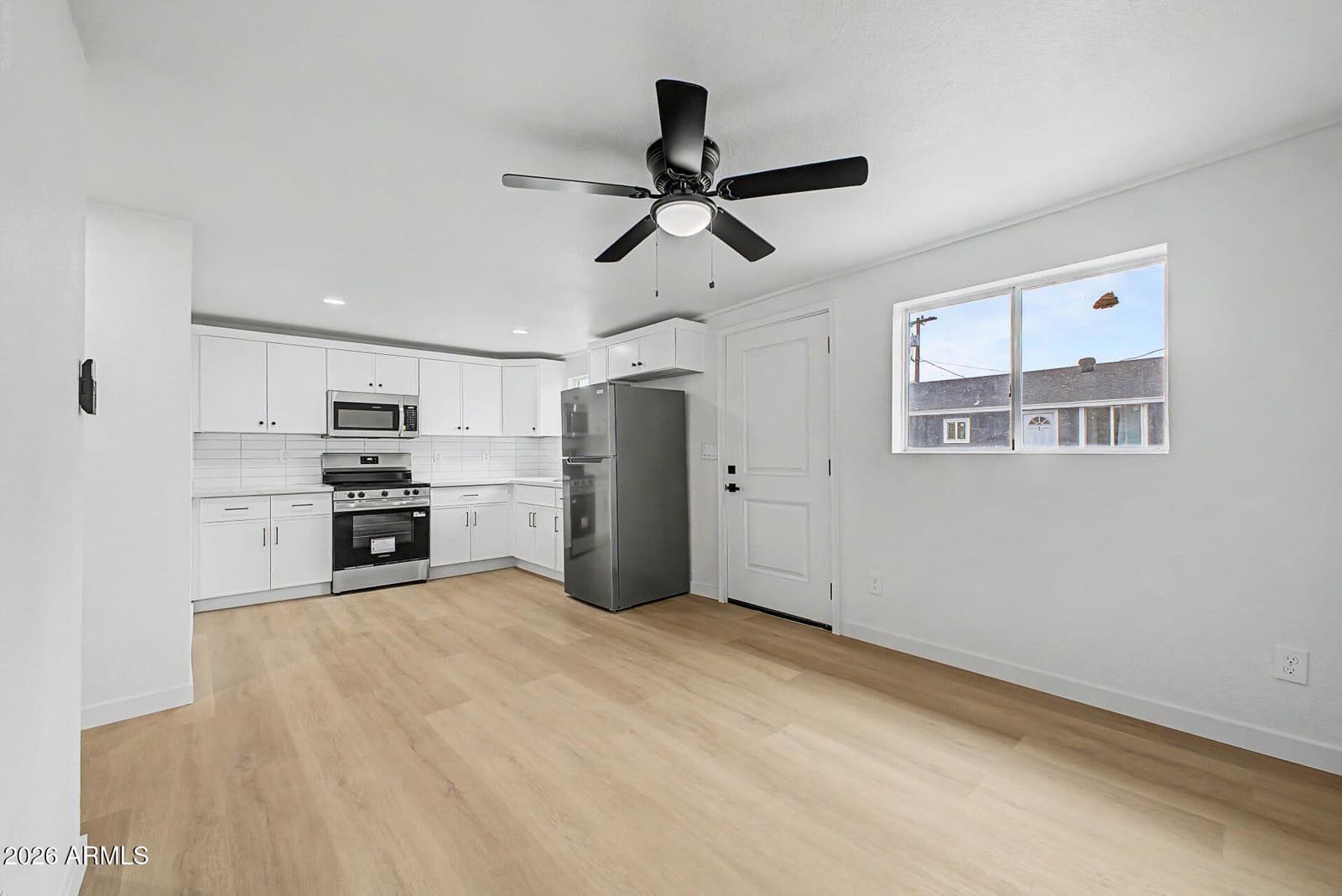 428 S Oregon Street, Chandler, AZ 85225 — photo 11 of 34